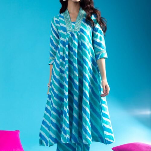 Elevate Your Style with the Woman Solid Printed Kurta and Pant Set with Dupatta